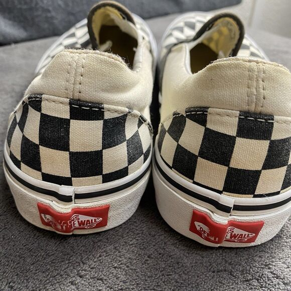 Vans Classic Checker Checkerboard Slip On Sneaker Black White Women’s 8 M6 US - Picture 4 of 10